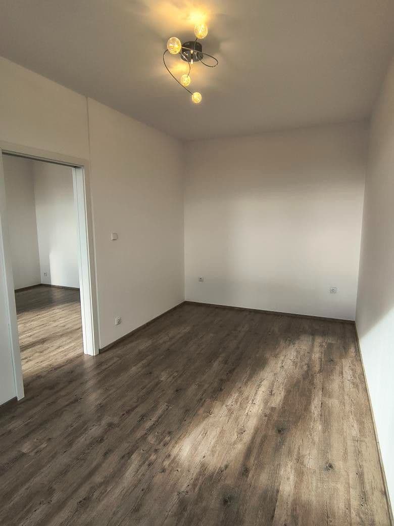 Prenájom bytu 2-izbový 56 m², Kardausova, Praha, Praha Prenájom bytu 2-izbový 56 m², Kardausova, Praha, Praha