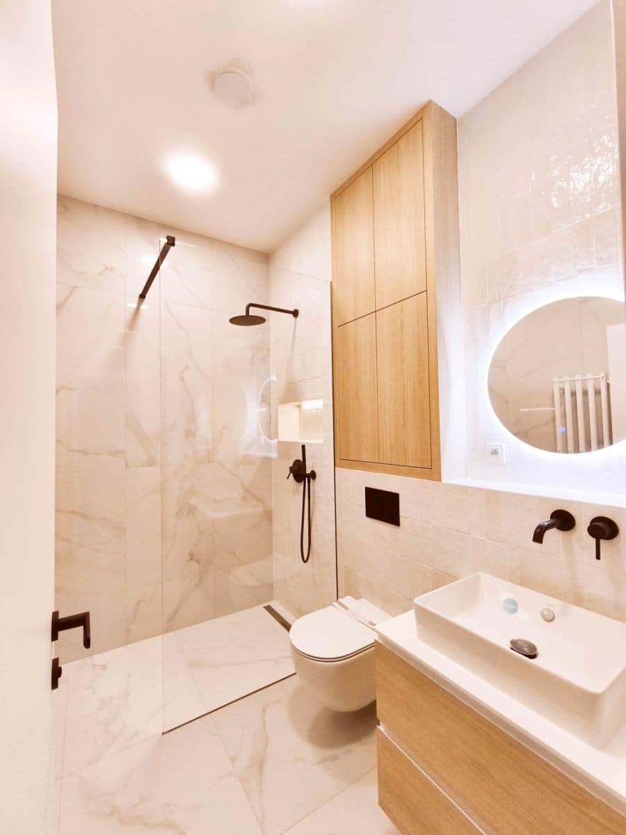 Predaj bytu 3-izbový 67 m², K Vltavě, Praha, Praha Predaj bytu 3-izbový 67 m², K Vltavě, Praha, Praha