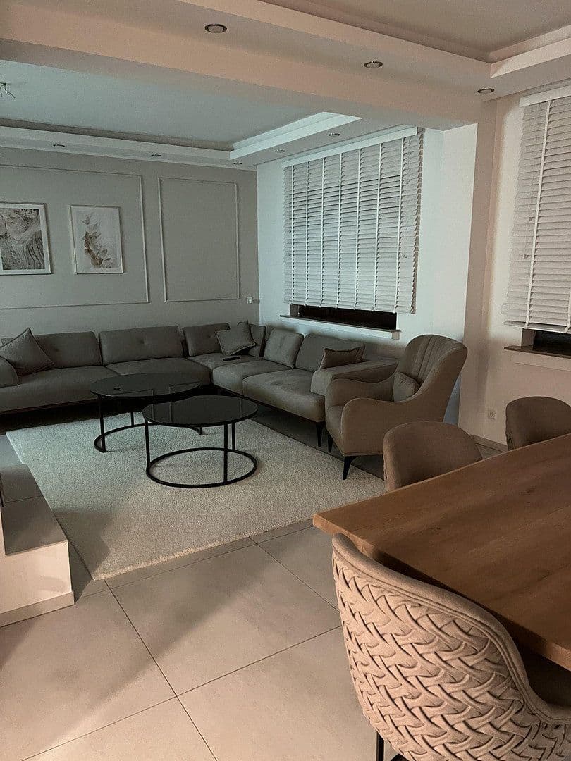 Predaj bytu 3-izbový 108 m², Heidter Berg, Wuppertal, Severné Porýnie - Westfálsko Predaj bytu 3-izbový 108 m², Heidter Berg, Wuppertal, Severné Porýnie - Westfálsko