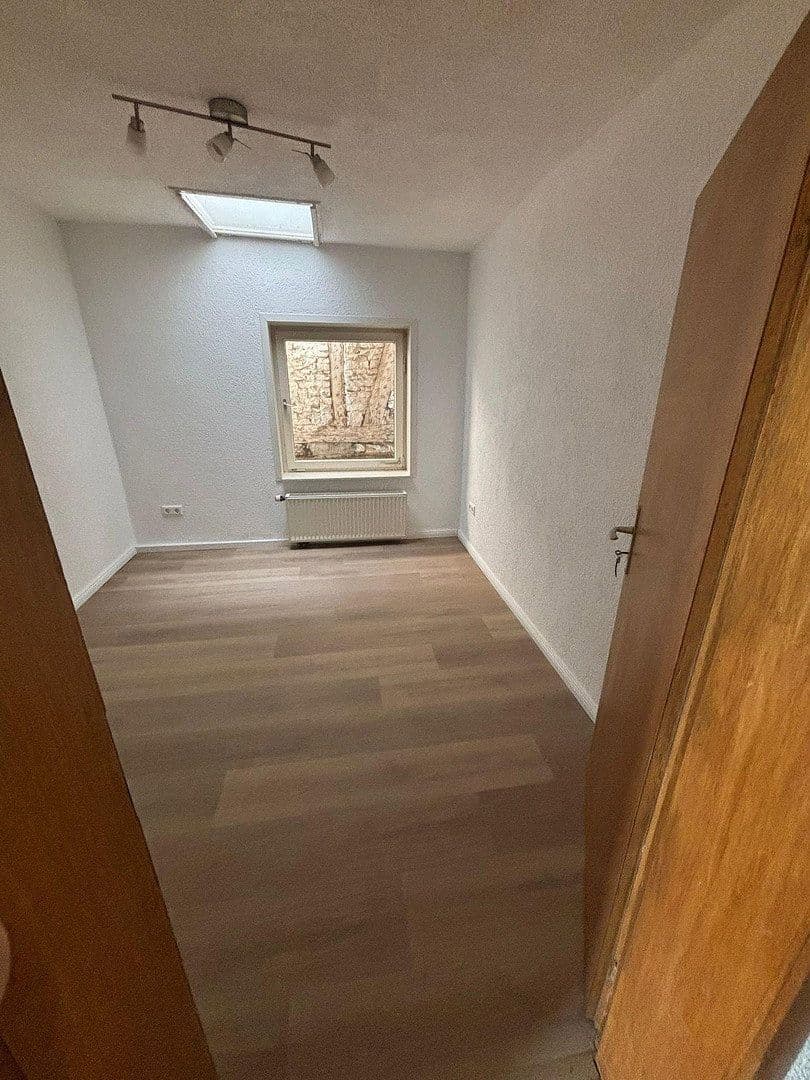 Prenájom bytu 5-izbový 117 m², Stuttgarter Straße 5, Herrenberg, Bádensko-Wurttembersko Prenájom bytu 5-izbový 117 m², Stuttgarter Straße 5, Herrenberg, Bádensko-Wurttembersko