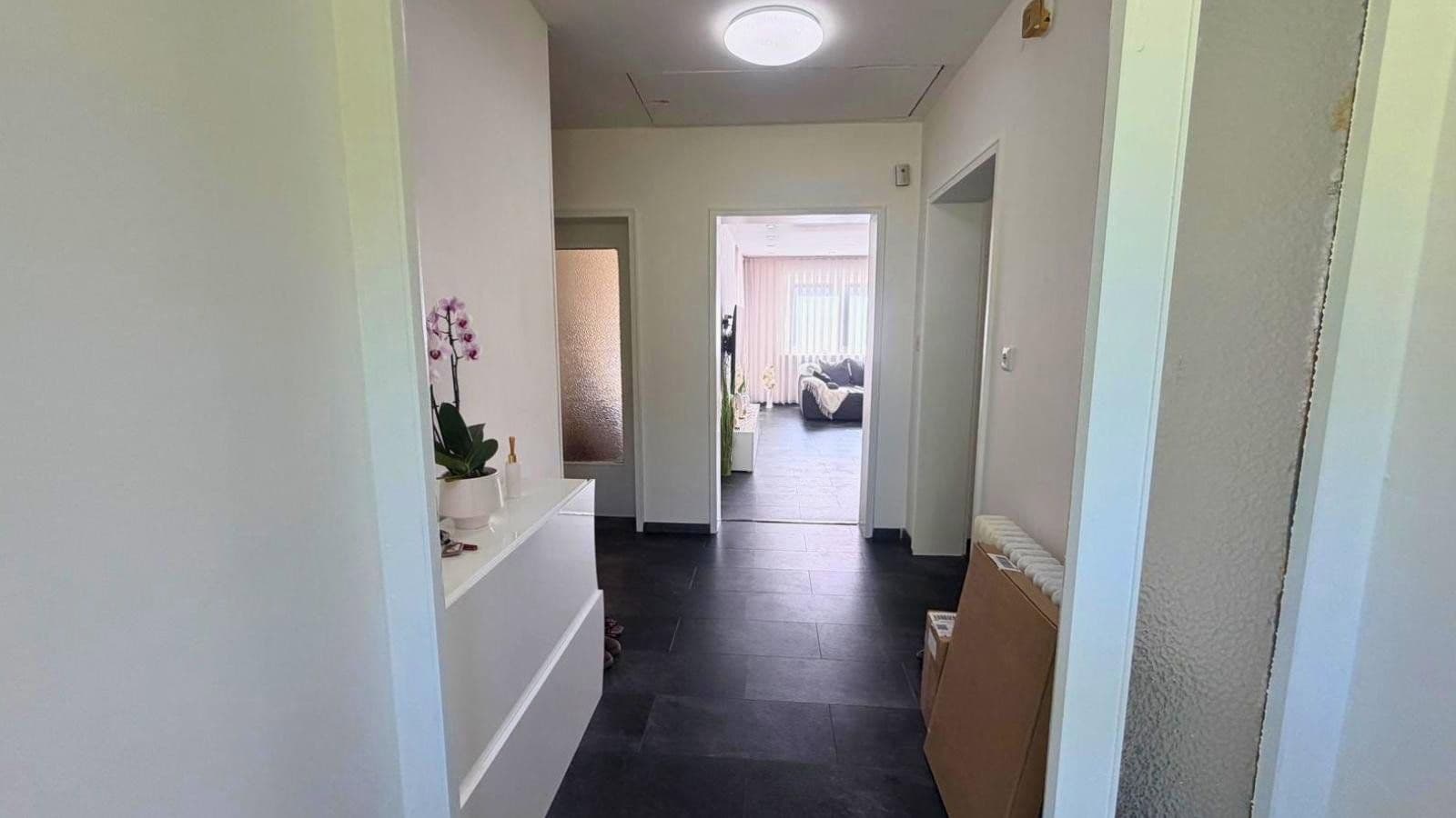 Predaj domu 155 m², pozemek 420 m², Frankenthal, Porýnie-Falcko Predaj domu 155 m², pozemek 420 m², Frankenthal, Porýnie-Falcko