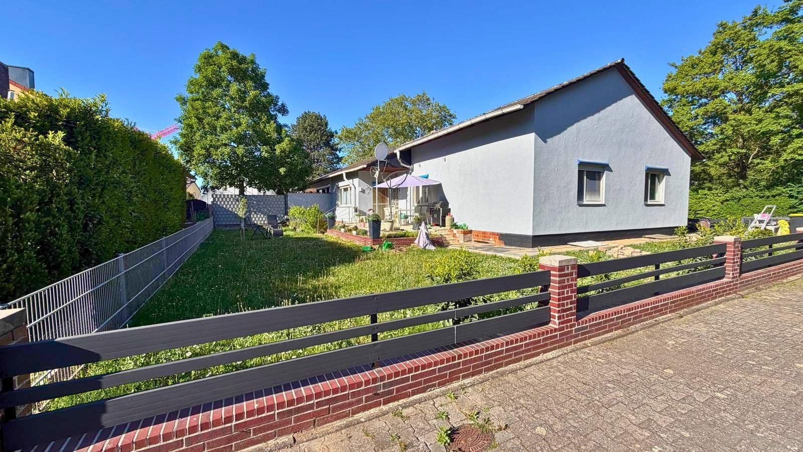 Predaj domu 155 m², pozemek 420 m², Frankenthal, Porýnie-Falcko Predaj domu 155 m², pozemek 420 m², Frankenthal, Porýnie-Falcko