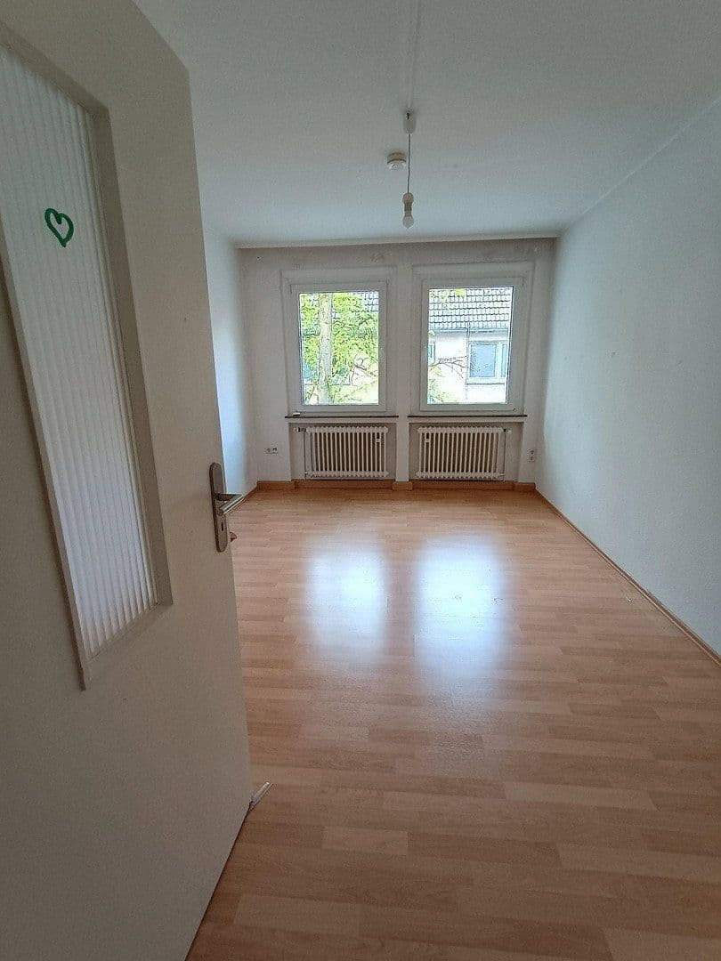 Prenájom bytu 4-izbový 81 m², Splintstraße 2, Dortmund, Severné Porýnie - Westfálsko Prenájom bytu 4-izbový 81 m², Splintstraße 2, Dortmund, Severné Porýnie - Westfálsko