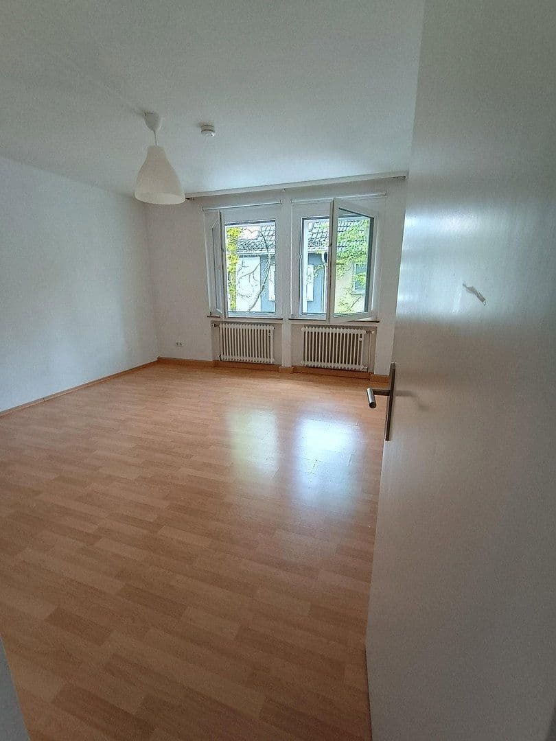 Prenájom bytu 4-izbový 81 m², Splintstraße 2, Dortmund, Severné Porýnie - Westfálsko Prenájom bytu 4-izbový 81 m², Splintstraße 2, Dortmund, Severné Porýnie - Westfálsko