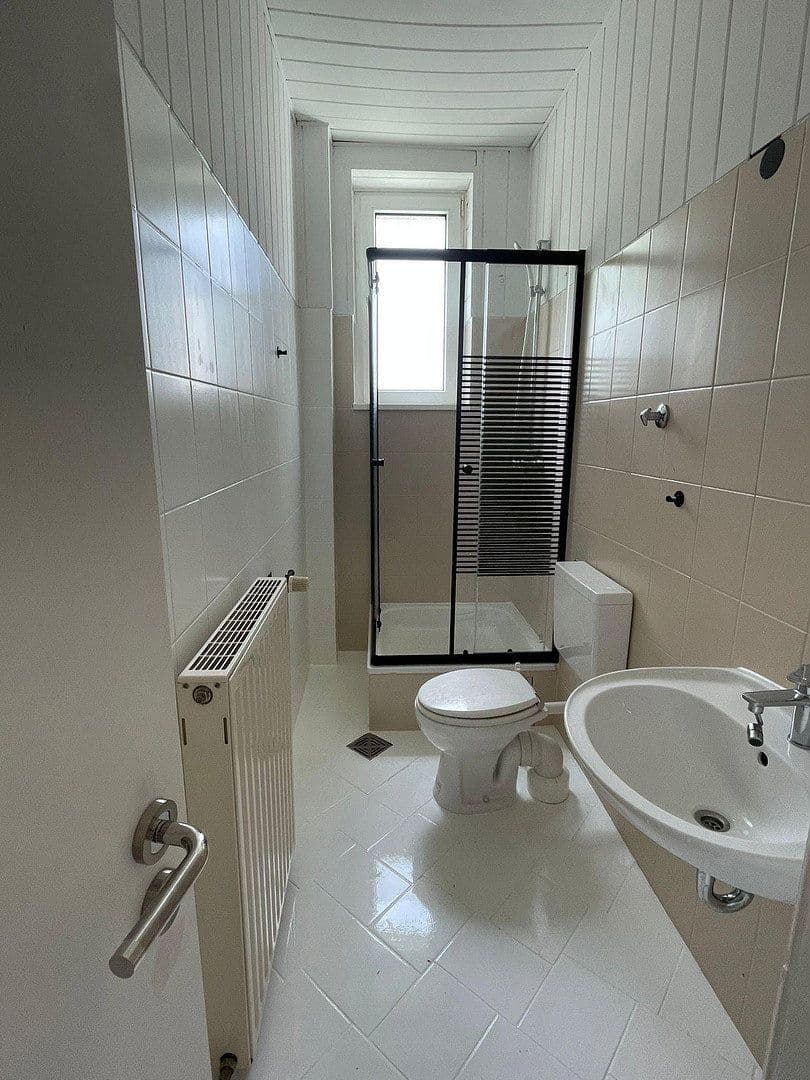 Prenájom bytu 4-izbový 132 m², Kemnitzer Str. 23, Werder (Havel), Brandenbursko Prenájom bytu 4-izbový 132 m², Kemnitzer Str. 23, Werder (Havel), Brandenbursko