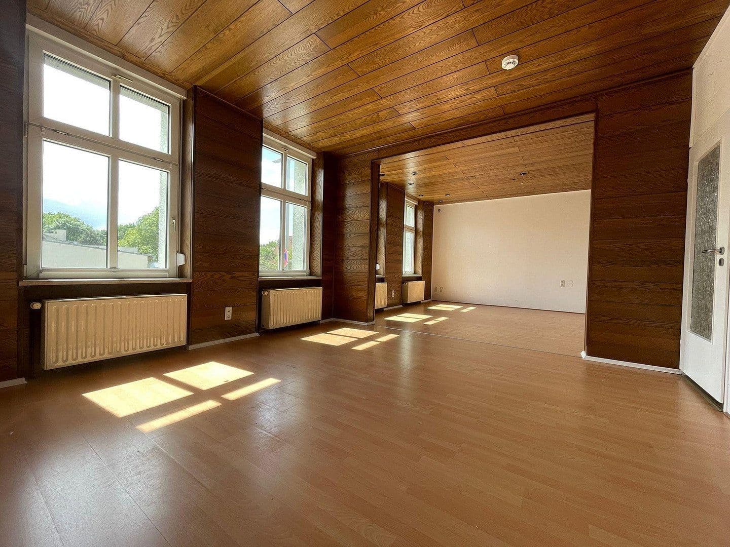 Prenájom bytu 4-izbový 132 m², Kemnitzer Str. 23, Werder (Havel), Brandenbursko Prenájom bytu 4-izbový 132 m², Kemnitzer Str. 23, Werder (Havel), Brandenbursko