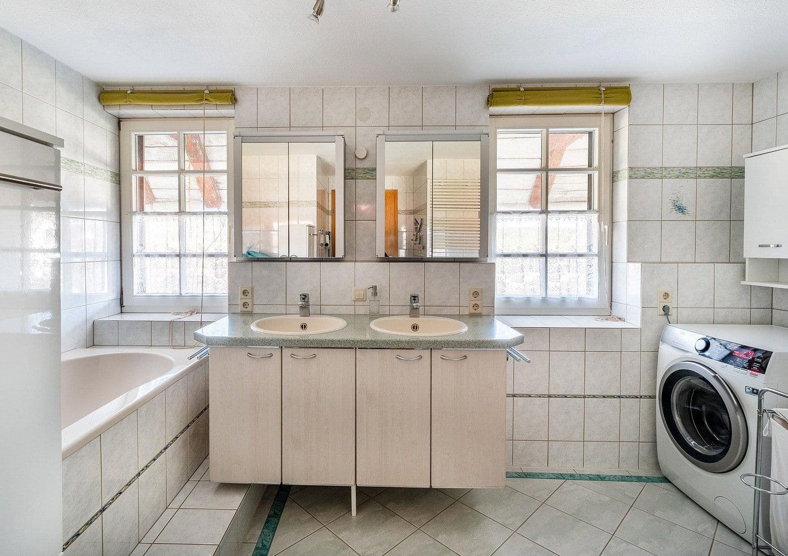 Predaj domu 330 m², pozemek 15.000 m², Königsfeld im Schwarzwald, Bádensko-Wurttembersko Predaj domu 330 m², pozemek 15.000 m², Königsfeld im Schwarzwald, Bádensko-Wurttembersko