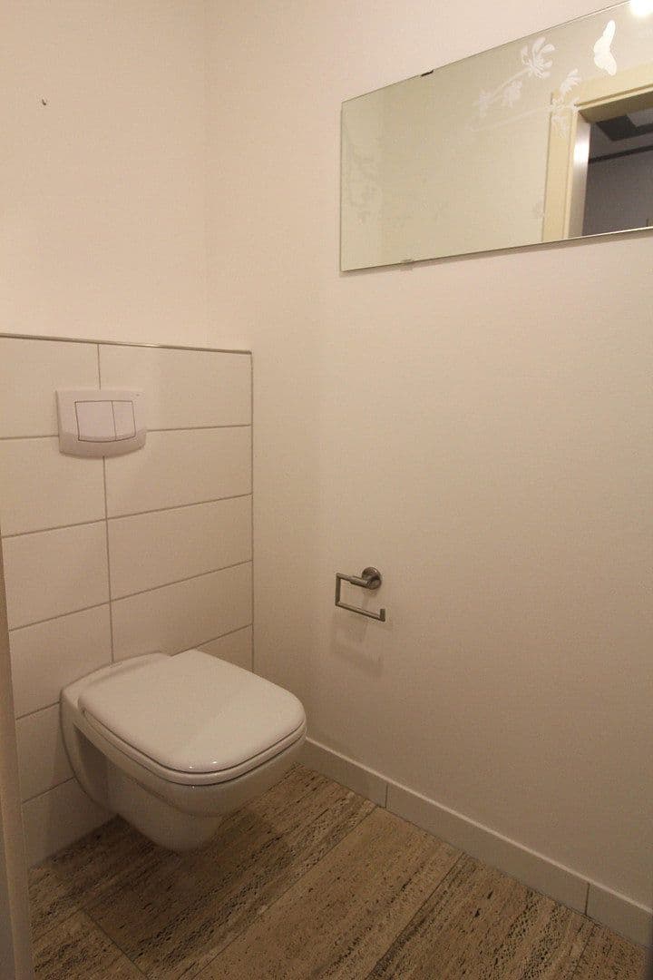 Predaj domu 158 m², pozemek 286 m², Hoppegartenring 119, Langenhagen, Dolné Sasko Predaj domu 158 m², pozemek 286 m², Hoppegartenring 119, Langenhagen, Dolné Sasko