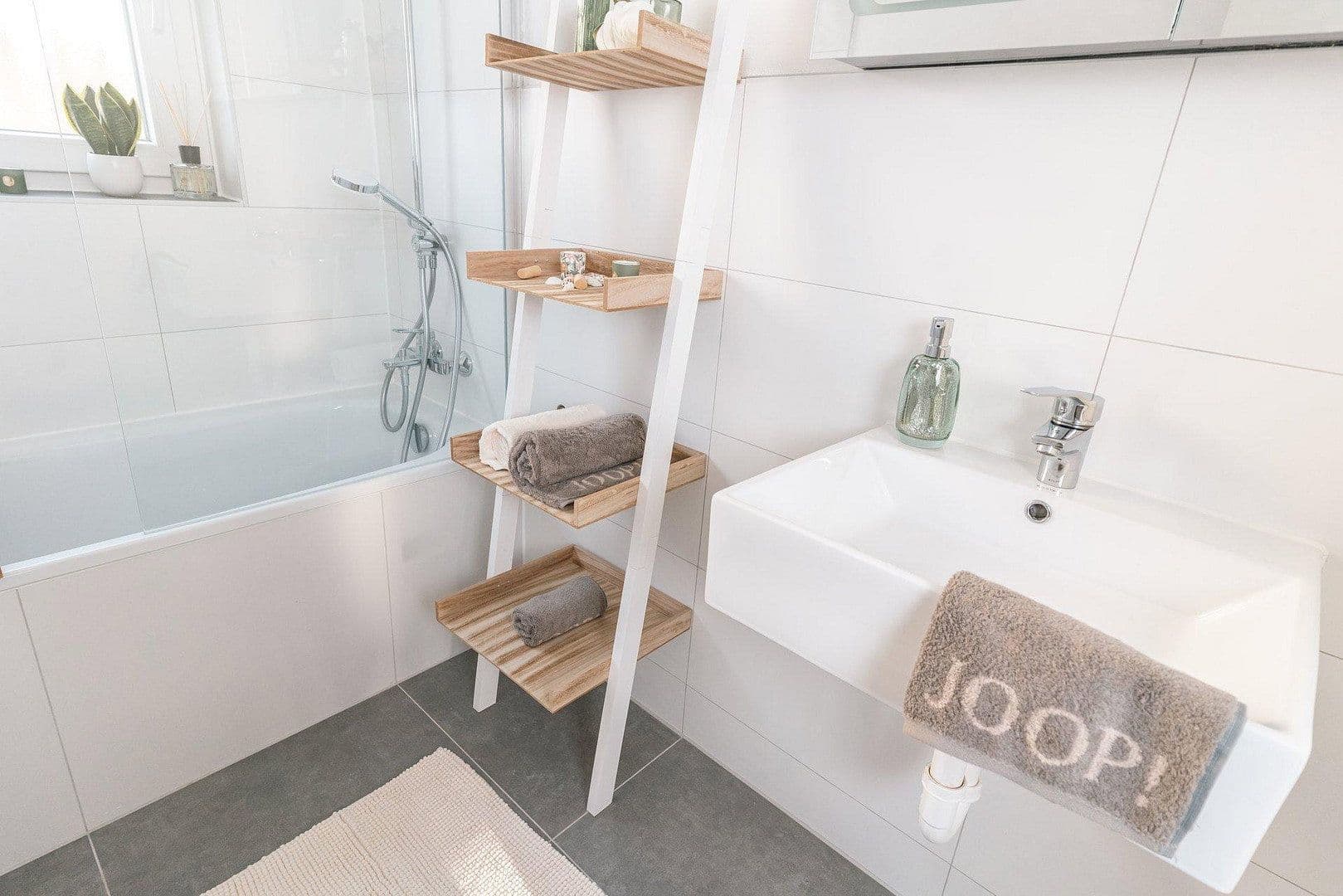 Predaj bytu 2-izbový 50 m², Bonn, Severné Porýnie - Westfálsko Predaj bytu 2-izbový 50 m², Bonn, Severné Porýnie - Westfálsko