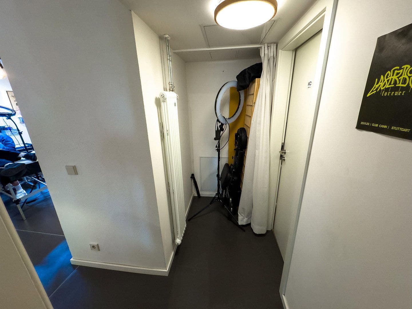 Prenájom kancelárie 65 m², Stuttgart, Bádensko-Wurttembersko Prenájom kancelárie 65 m², Stuttgart, Bádensko-Wurttembersko