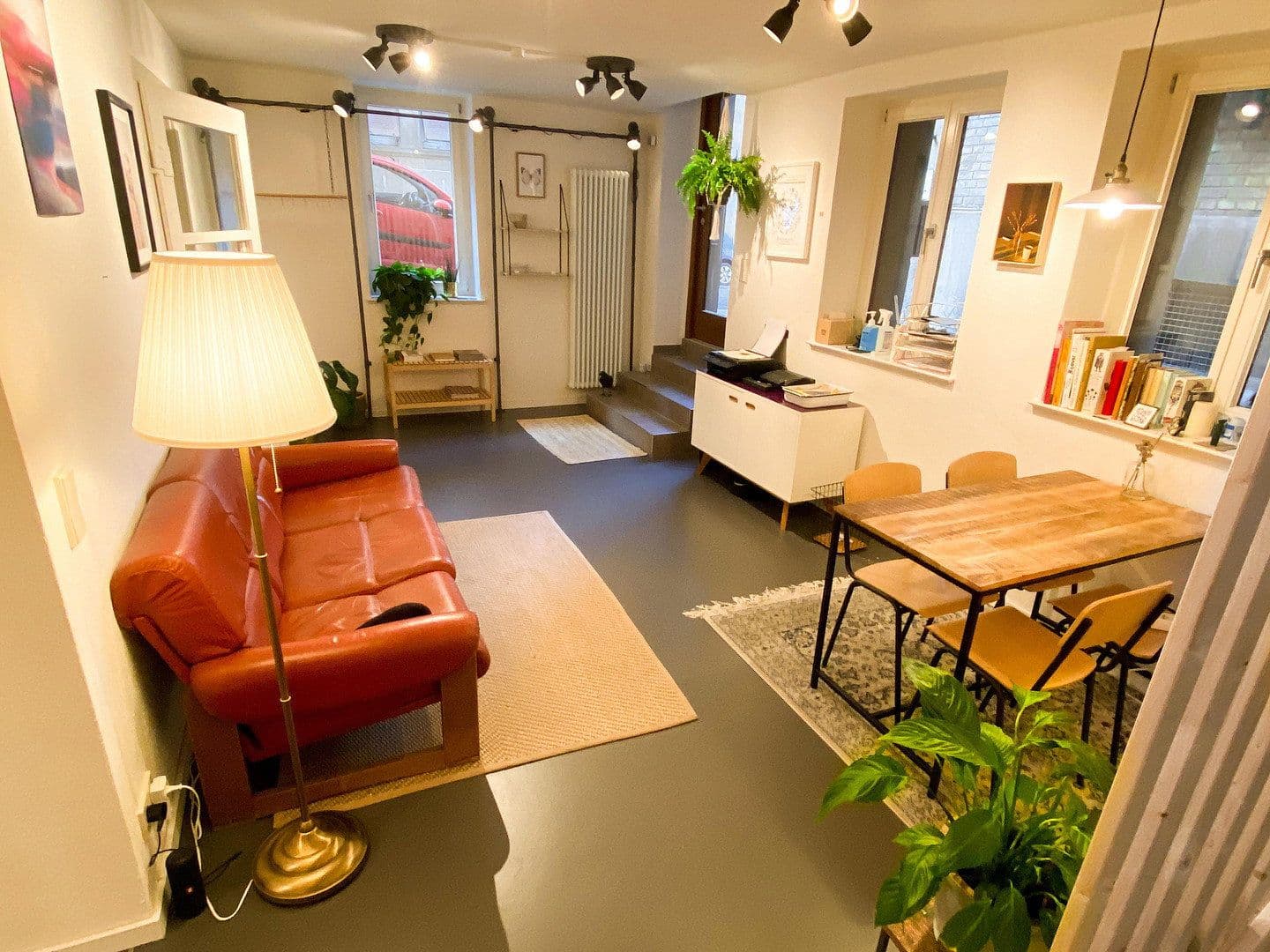 Prenájom kancelárie 65 m², Stuttgart, Bádensko-Wurttembersko Prenájom kancelárie 65 m², Stuttgart, Bádensko-Wurttembersko