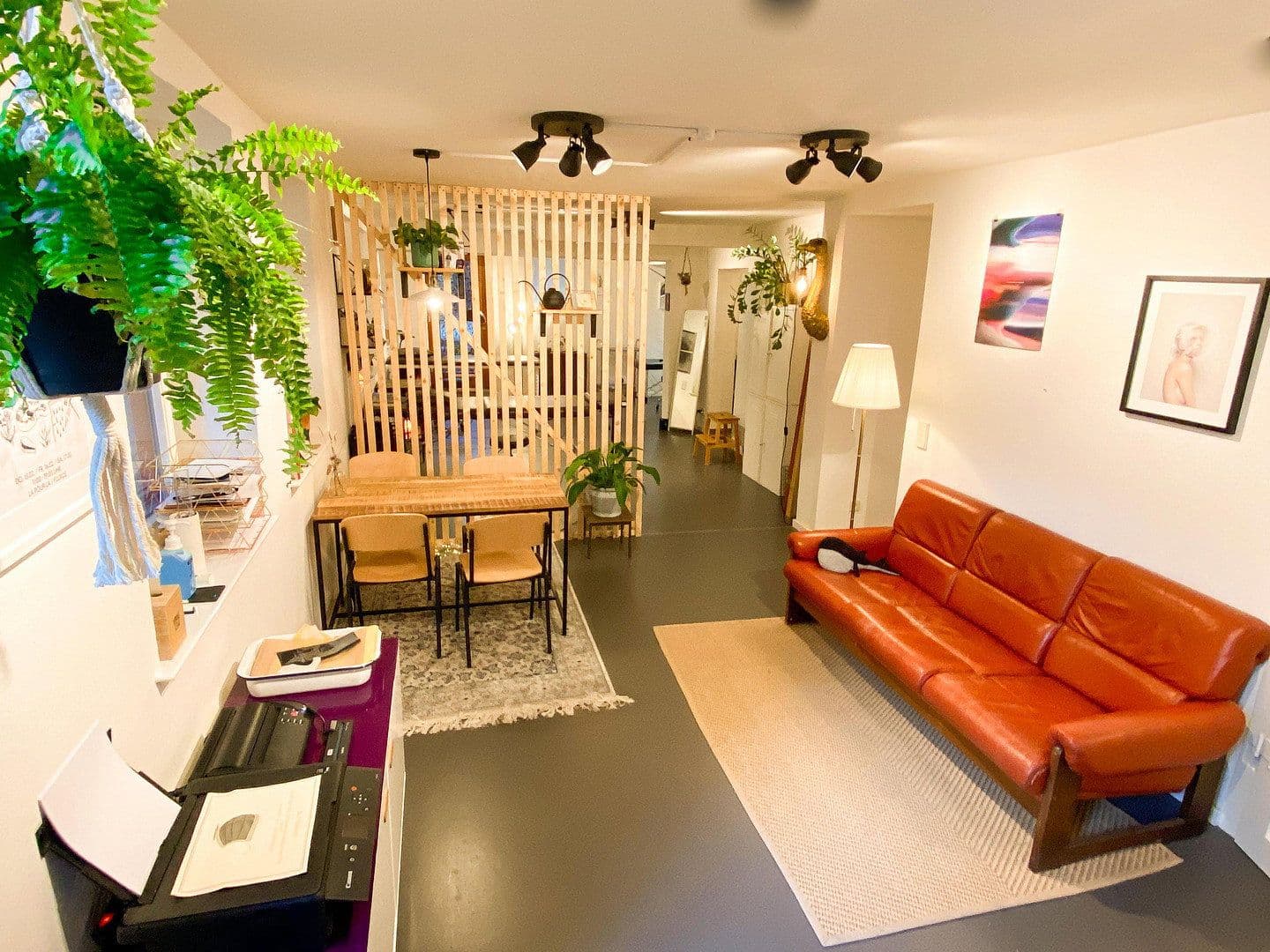 Prenájom kancelárie 65 m², Stuttgart, Bádensko-Wurttembersko Prenájom kancelárie 65 m², Stuttgart, Bádensko-Wurttembersko