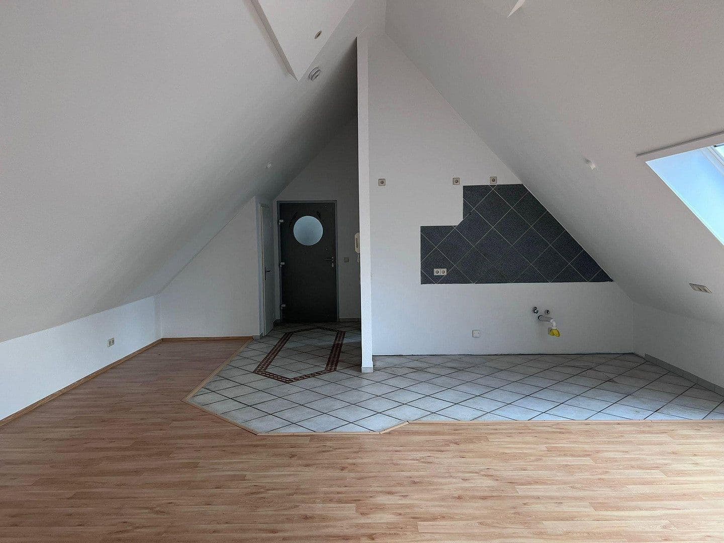 Prenájom bytu 1-izbový 47 m², Mauergasse 32, Wohnung 26, Delitzsch, Sasko Prenájom bytu 1-izbový 47 m², Mauergasse 32, Wohnung 26, Delitzsch, Sasko