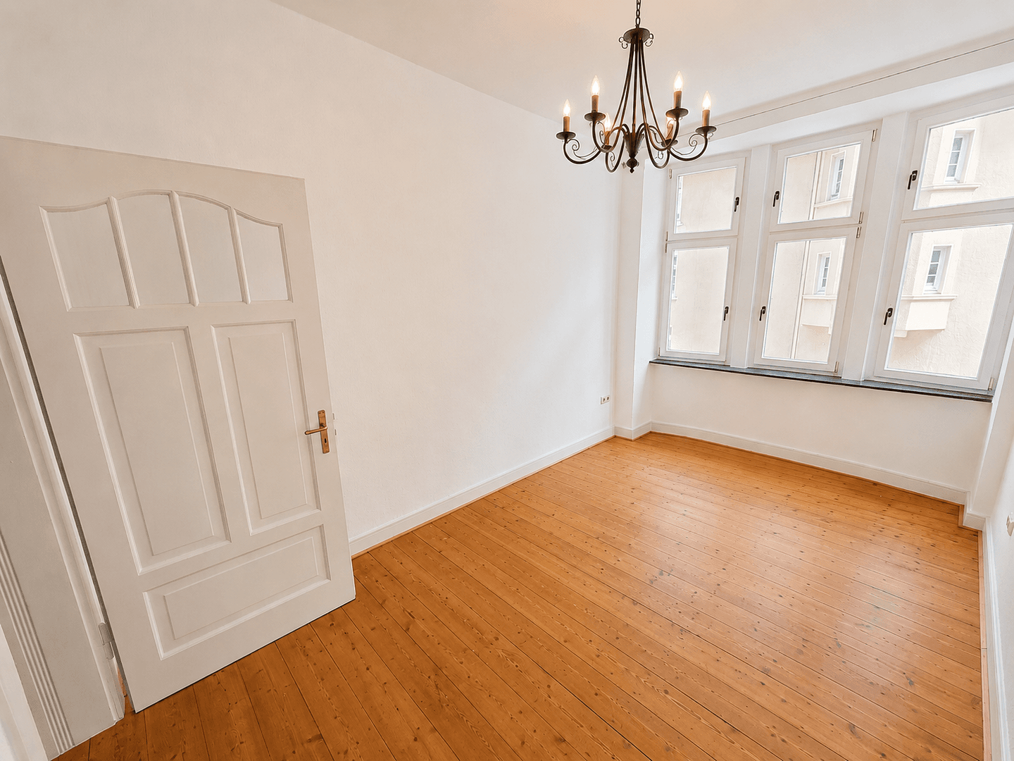 Prenájom bytu 3-izbový 63 m², Essen, Severné Porýnie - Westfálsko Prenájom bytu 3-izbový 63 m², Essen, Severné Porýnie - Westfálsko