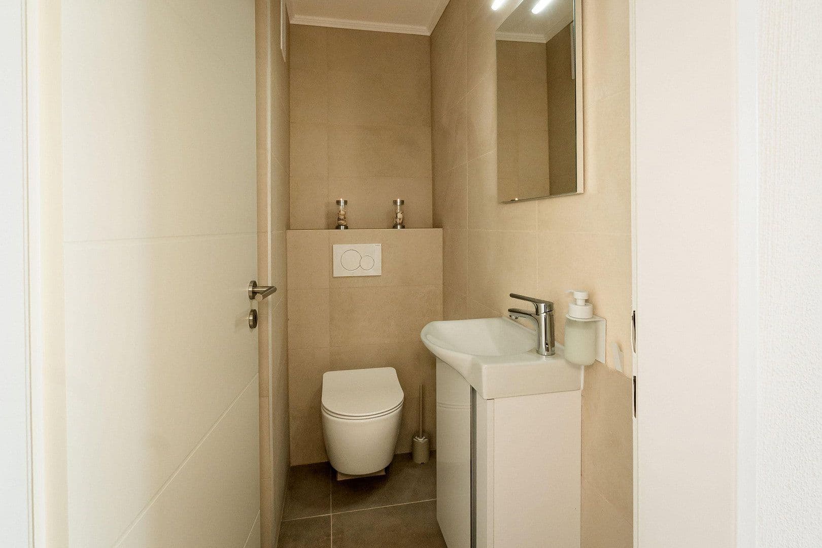 Predaj domu 140 m², pozemek 200 m², Stadtbergen, Bavorsko Predaj domu 140 m², pozemek 200 m², Stadtbergen, Bavorsko