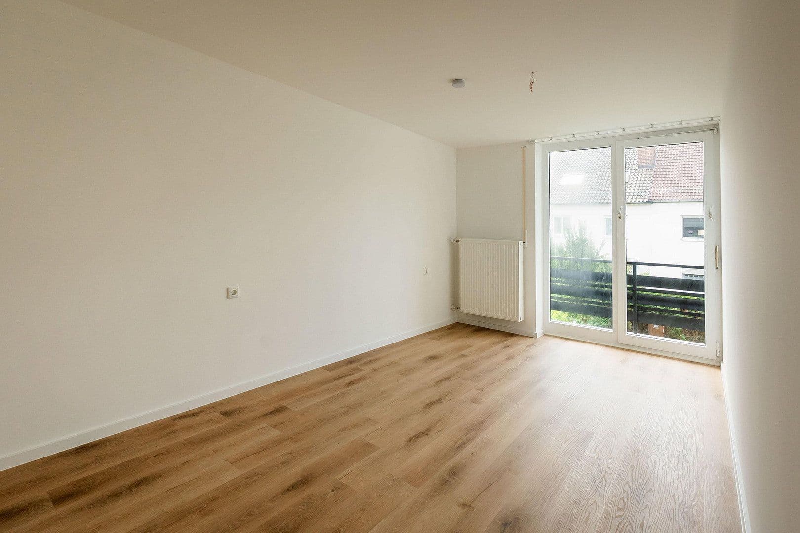 Predaj domu 140 m², pozemek 200 m², Stadtbergen, Bavorsko Predaj domu 140 m², pozemek 200 m², Stadtbergen, Bavorsko