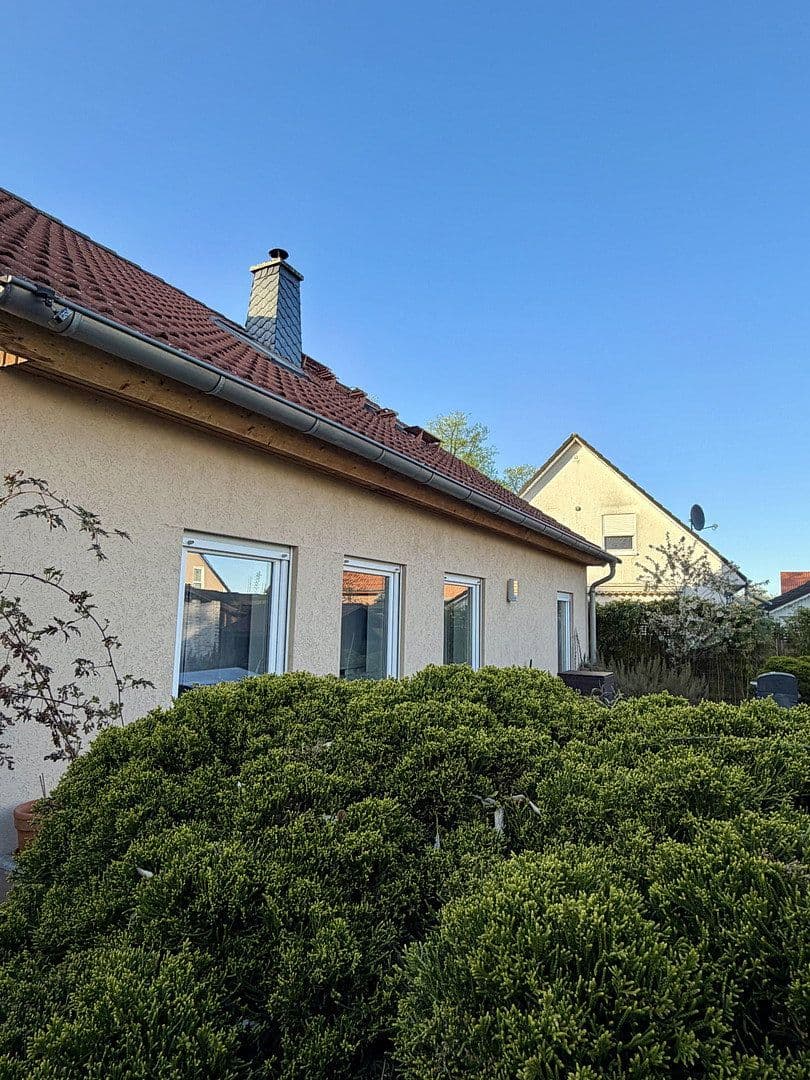 Predaj domu 133 m², pozemek 480 m², Schönefeld, Brandenbursko Predaj domu 133 m², pozemek 480 m², Schönefeld, Brandenbursko