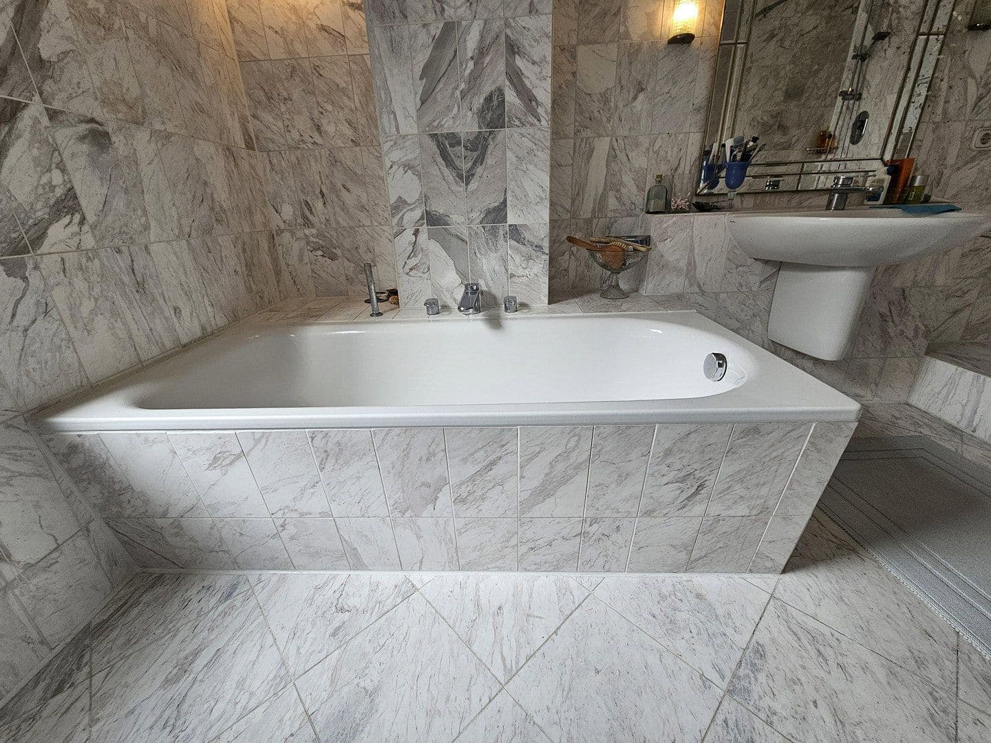 Predaj bytu 3-izbový 107 m², Frankfurt, Hesensko Predaj bytu 3-izbový 107 m², Frankfurt, Hesensko