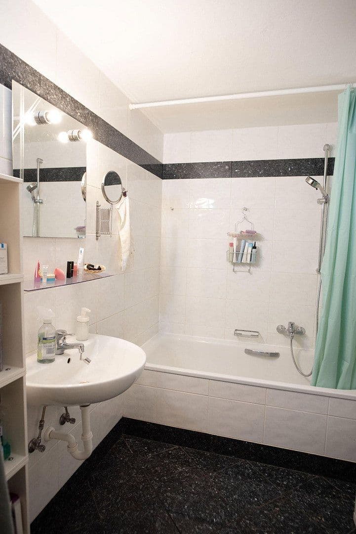 Predaj bytu 2-izbový 61 m², Saarbrücken, Sársko Predaj bytu 2-izbový 61 m², Saarbrücken, Sársko