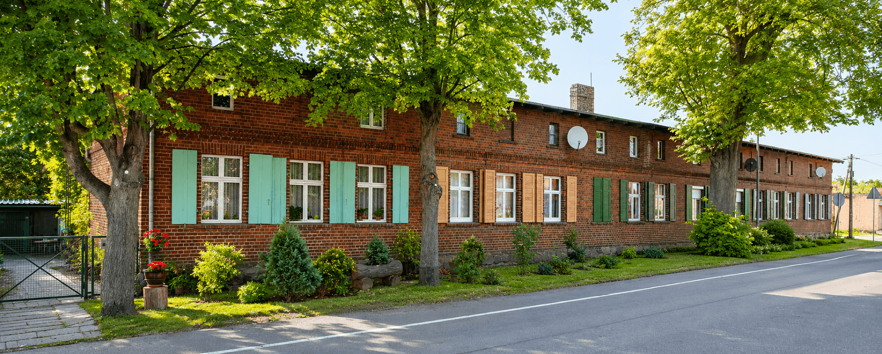 Predaj domu 273 m², pozemek 1.463 m², Buskower Dorfstr. 57- 61, Neuruppin, Brandenbursko Predaj domu 273 m², pozemek 1.463 m², Buskower Dorfstr. 57- 61, Neuruppin, Brandenbursko
