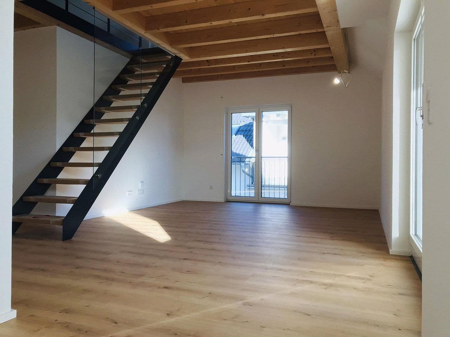 Predaj bytu 3-izbový 85 m², Horb am Neckar, Bádensko-Wurttembersko Predaj bytu 3-izbový 85 m², Horb am Neckar, Bádensko-Wurttembersko