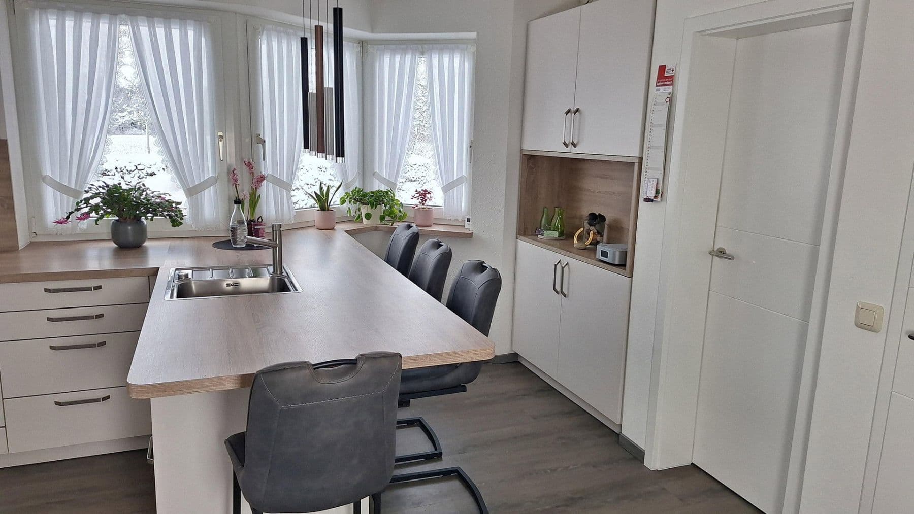 Predaj domu 154 m², pozemek 605 m², Hasloh, Šlezvicko-Holštajnsko Predaj domu 154 m², pozemek 605 m², Hasloh, Šlezvicko-Holštajnsko