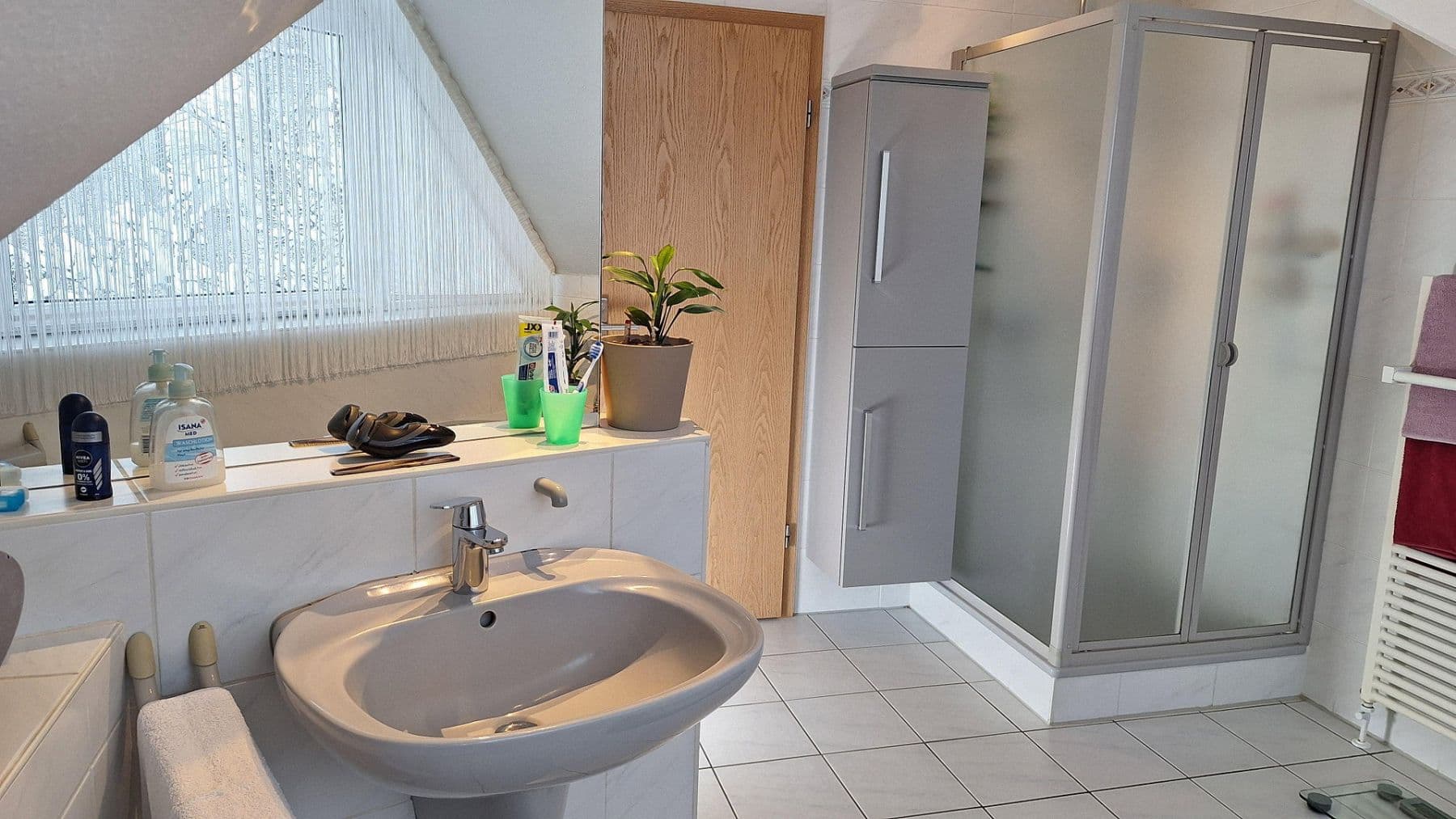 Predaj domu 154 m², pozemek 605 m², Hasloh, Šlezvicko-Holštajnsko Predaj domu 154 m², pozemek 605 m², Hasloh, Šlezvicko-Holštajnsko