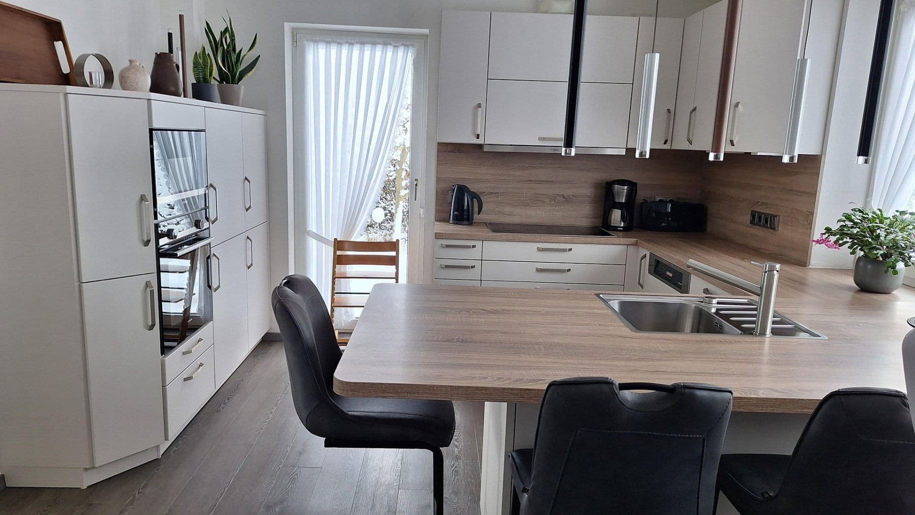 Predaj domu 154 m², pozemek 605 m², Hasloh, Šlezvicko-Holštajnsko Predaj domu 154 m², pozemek 605 m², Hasloh, Šlezvicko-Holštajnsko