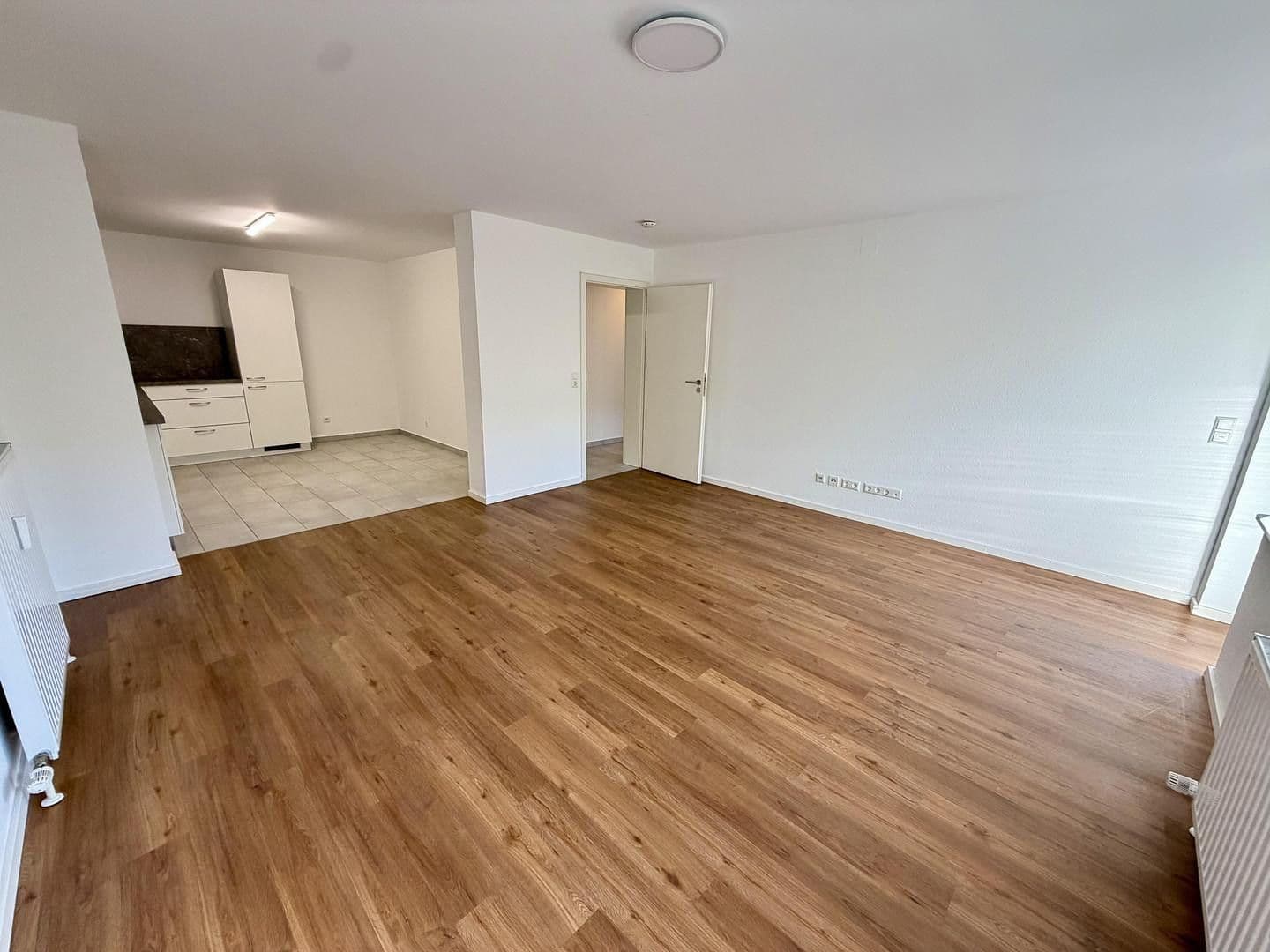 Prenájom bytu 2-izbový 62 m², Stuttgarter Straße 26, Leonberg, Bádensko-Wurttembersko Prenájom bytu 2-izbový 62 m², Stuttgarter Straße 26, Leonberg, Bádensko-Wurttembersko