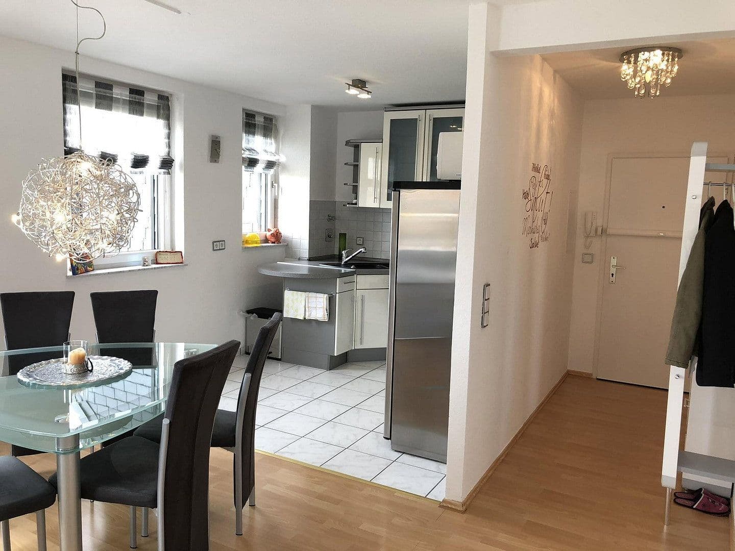 Prenájom bytu 3-izbový 95 m², Zeithstraße 136, Neunkirchen-Seelscheid, Severné Porýnie - Westfálsko Prenájom bytu 3-izbový 95 m², Zeithstraße 136, Neunkirchen-Seelscheid, Severné Porýnie - Westfálsko