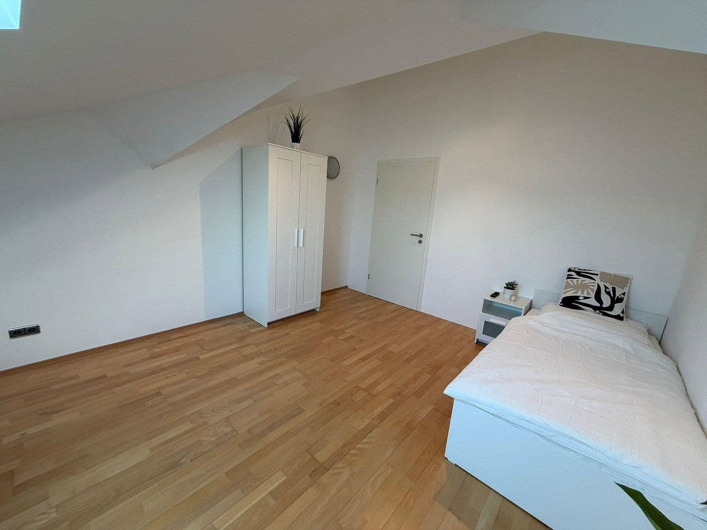Prenájom bytu 1-izbový 297 m², Wörthstraße 1B, Bamberg, Bavorsko Prenájom bytu 1-izbový 297 m², Wörthstraße 1B, Bamberg, Bavorsko