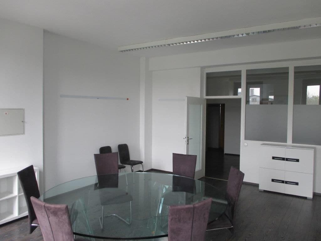 Prenájom kancelárie 293 m², München, Bavorsko Prenájom kancelárie 293 m², München, Bavorsko