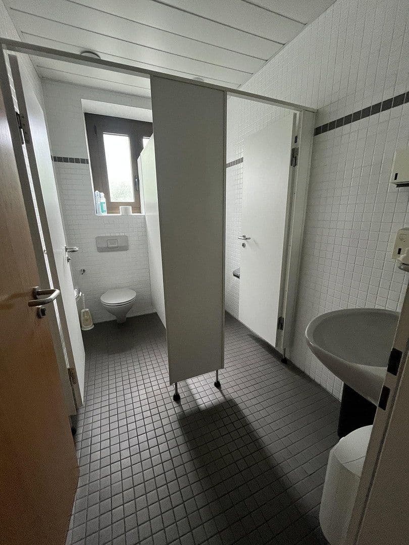Prenájom kancelárie 293 m², München, Bavorsko Prenájom kancelárie 293 m², München, Bavorsko