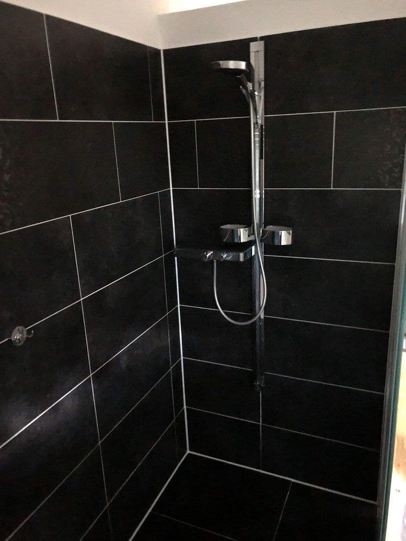 Predaj domu 159 m², pozemek 825 m², Helgolandstr. 98, Schulzendorf, Brandenbursko Predaj domu 159 m², pozemek 825 m², Helgolandstr. 98, Schulzendorf, Brandenbursko