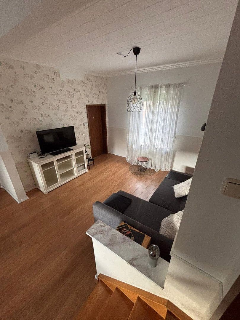Prenájom bytu 3-izbový 78 m², Kirchstraße 80, Mülheim an der Ruhr, Severné Porýnie - Westfálsko Prenájom bytu 3-izbový 78 m², Kirchstraße 80, Mülheim an der Ruhr, Severné Porýnie - Westfálsko