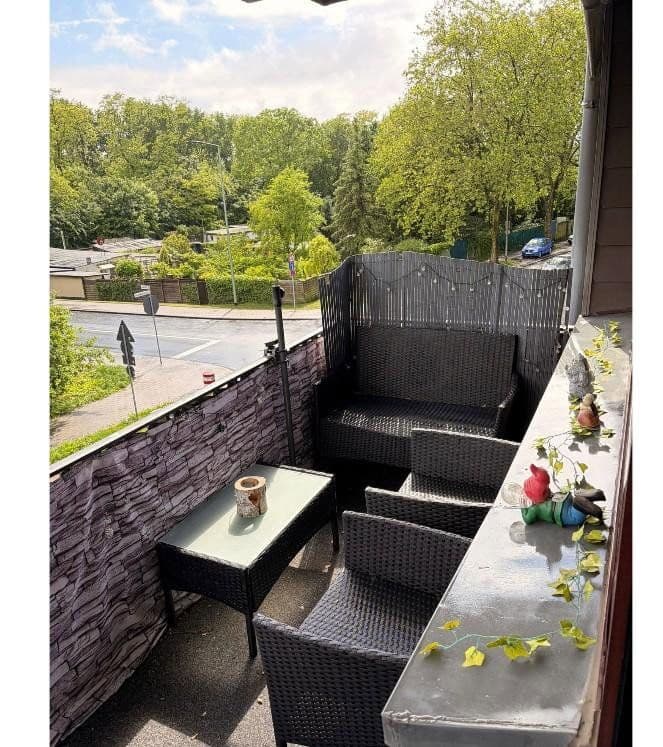 Prenájom bytu 3-izbový 78 m², Lakumerstr.42, Duisburg, Severné Porýnie - Westfálsko Prenájom bytu 3-izbový 78 m², Lakumerstr.42, Duisburg, Severné Porýnie - Westfálsko