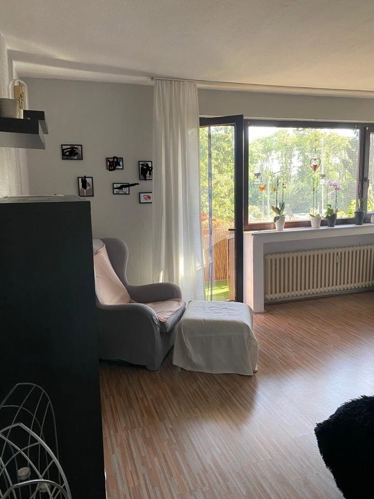 Prenájom bytu 3-izbový 78 m², Lakumerstr.42, Duisburg, Severné Porýnie - Westfálsko Prenájom bytu 3-izbový 78 m², Lakumerstr.42, Duisburg, Severné Porýnie - Westfálsko