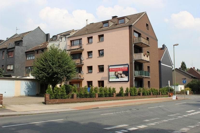 Prenájom bytu 3-izbový 78 m², Lakumerstr.42, Duisburg, Severné Porýnie - Westfálsko Prenájom bytu 3-izbový 78 m², Lakumerstr.42, Duisburg, Severné Porýnie - Westfálsko