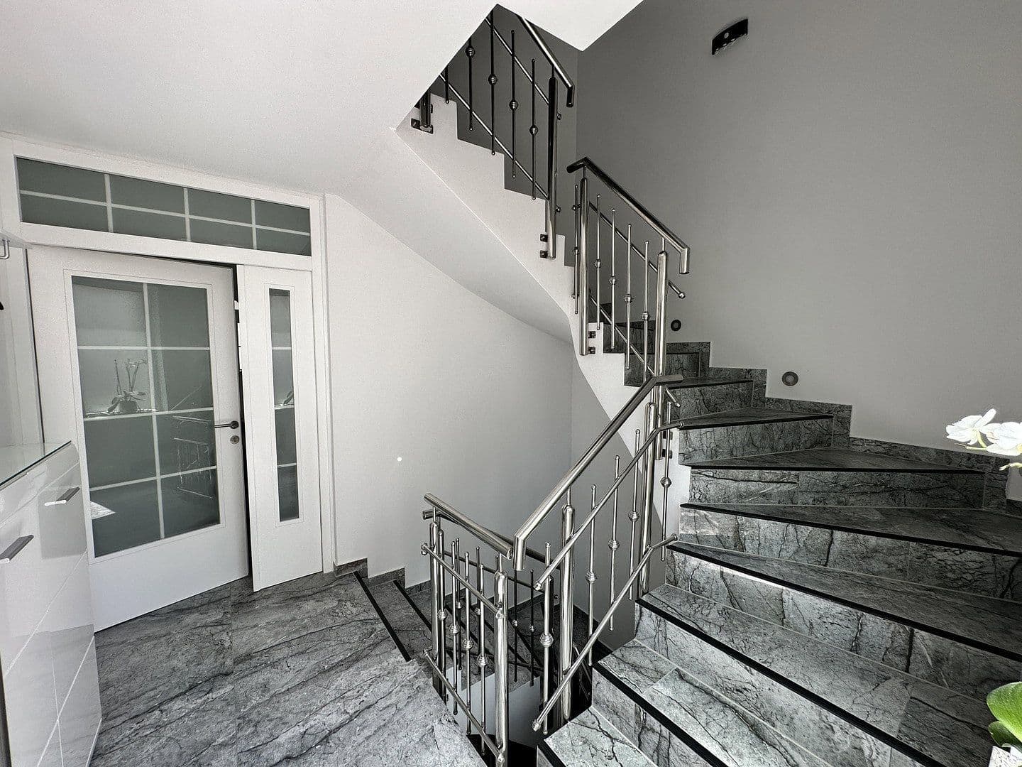 Predaj bytu 4-izbový 131 m², Geesthacht, Šlezvicko-Holštajnsko Predaj bytu 4-izbový 131 m², Geesthacht, Šlezvicko-Holštajnsko