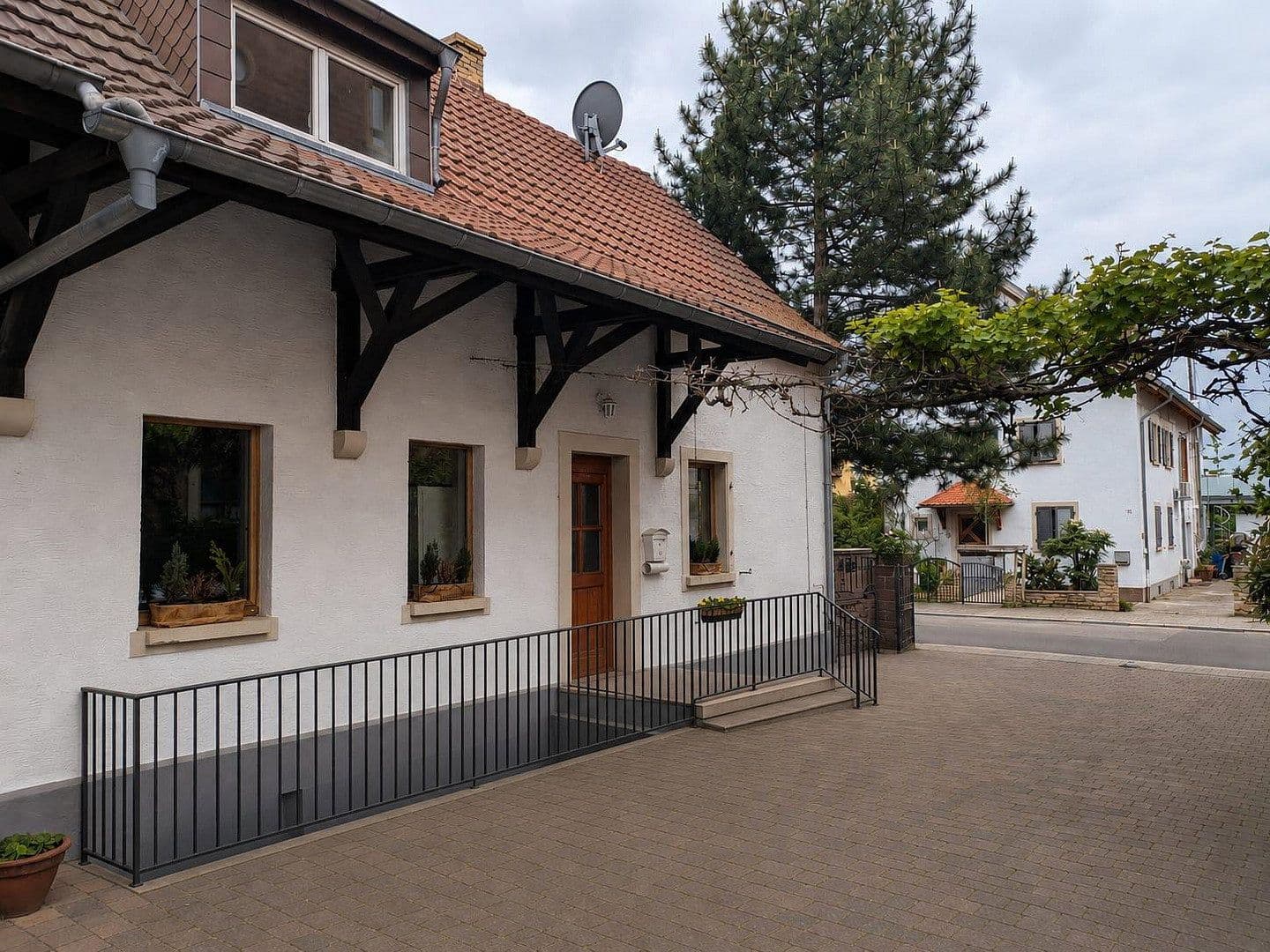 Predaj domu 118 m², pozemek 153 m², Deidesheim, Porýnie-Falcko Predaj domu 118 m², pozemek 153 m², Deidesheim, Porýnie-Falcko