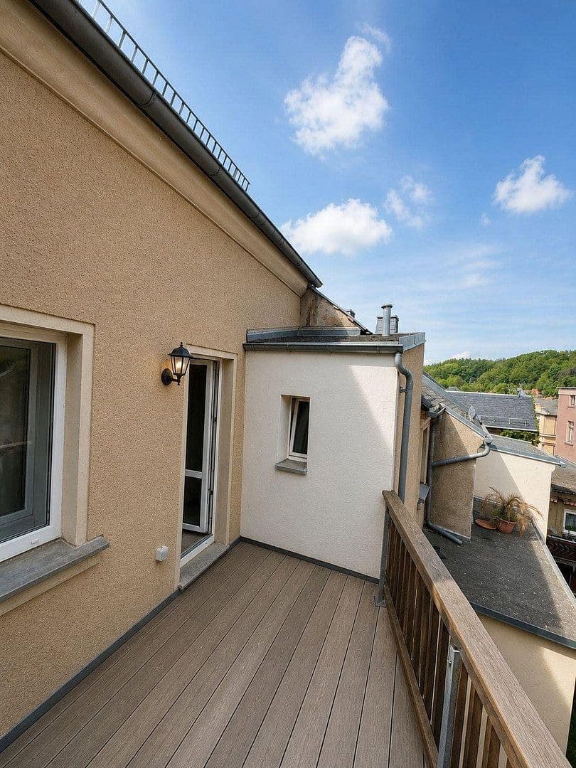 Prenájom bytu 5-izbový 90 m², Brückenstraße 1, Lichtenstein/Sachsen, Sasko Prenájom bytu 5-izbový 90 m², Brückenstraße 1, Lichtenstein/Sachsen, Sasko
