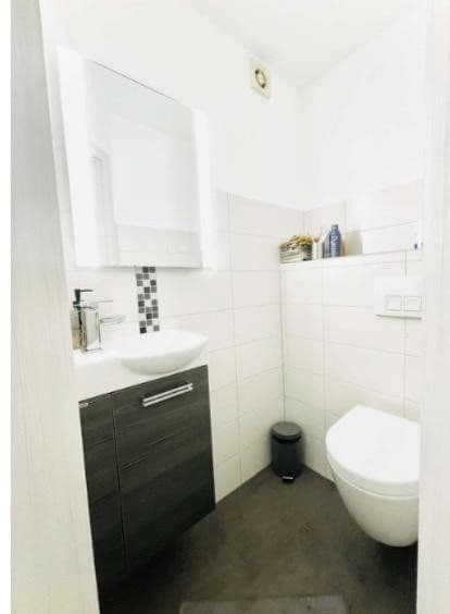 Predaj domu 140 m², pozemek 202 m², Wuppertal, Severné Porýnie - Westfálsko Predaj domu 140 m², pozemek 202 m², Wuppertal, Severné Porýnie - Westfálsko