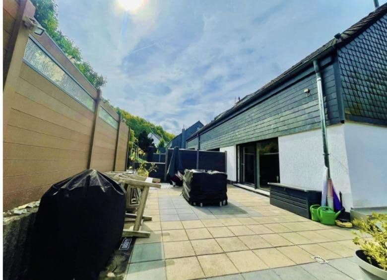 Predaj domu 140 m², pozemek 202 m², Wuppertal, Severné Porýnie - Westfálsko Predaj domu 140 m², pozemek 202 m², Wuppertal, Severné Porýnie - Westfálsko