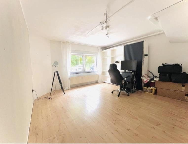 Predaj domu 140 m², pozemek 202 m², Wuppertal, Severné Porýnie - Westfálsko Predaj domu 140 m², pozemek 202 m², Wuppertal, Severné Porýnie - Westfálsko