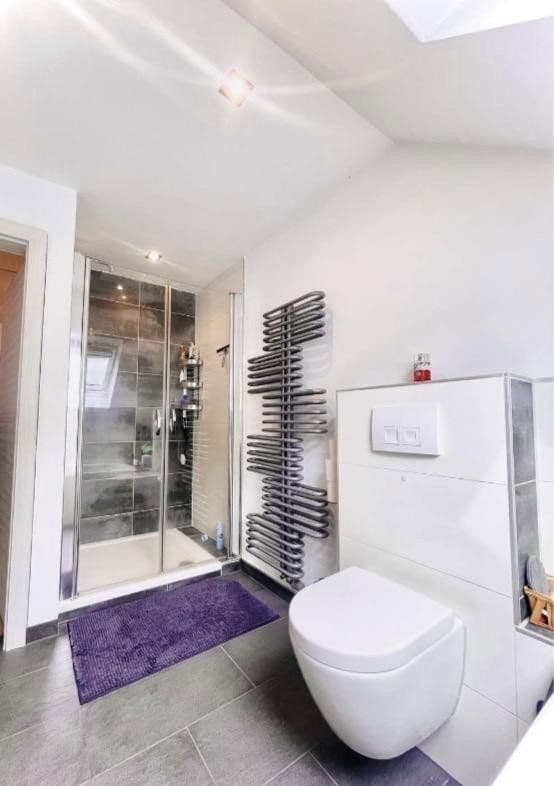 Predaj domu 140 m², pozemek 202 m², Wuppertal, Severné Porýnie - Westfálsko Predaj domu 140 m², pozemek 202 m², Wuppertal, Severné Porýnie - Westfálsko