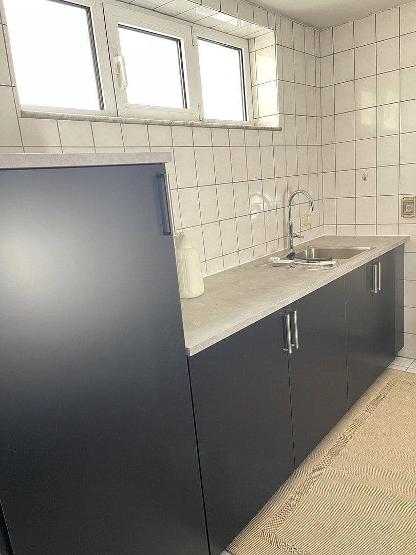 Prenájom nebytového priestoru 490 m², Jägerstraße 11-13, Limbach-Oberfrohna, Sasko Prenájom nebytového priestoru 490 m², Jägerstraße 11-13, Limbach-Oberfrohna, Sasko