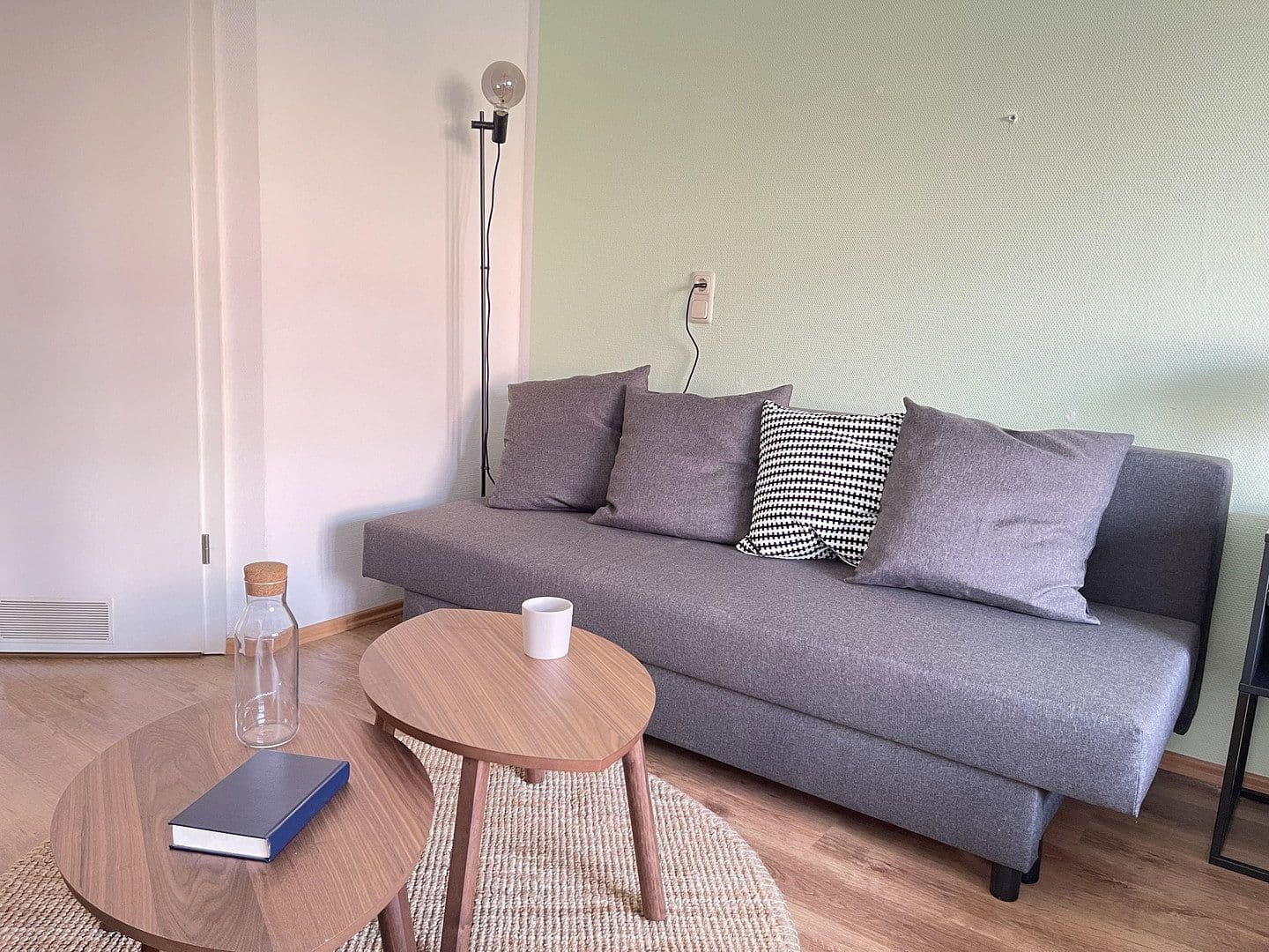Prenájom nebytového priestoru 490 m², Jägerstraße 11-13, Limbach-Oberfrohna, Sasko Prenájom nebytového priestoru 490 m², Jägerstraße 11-13, Limbach-Oberfrohna, Sasko