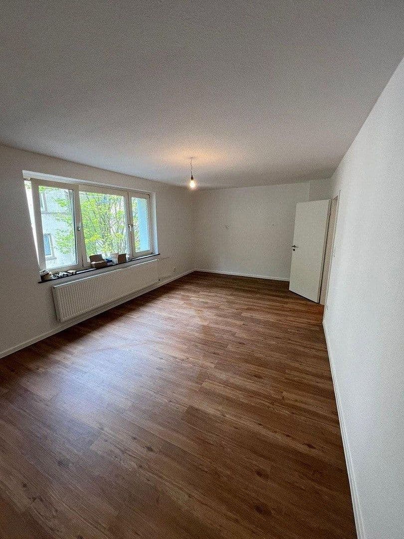 Prenájom bytu 2-izbový 50 m², Jülicherstr. 1, Wuppertal, Severné Porýnie - Westfálsko Prenájom bytu 2-izbový 50 m², Jülicherstr. 1, Wuppertal, Severné Porýnie - Westfálsko