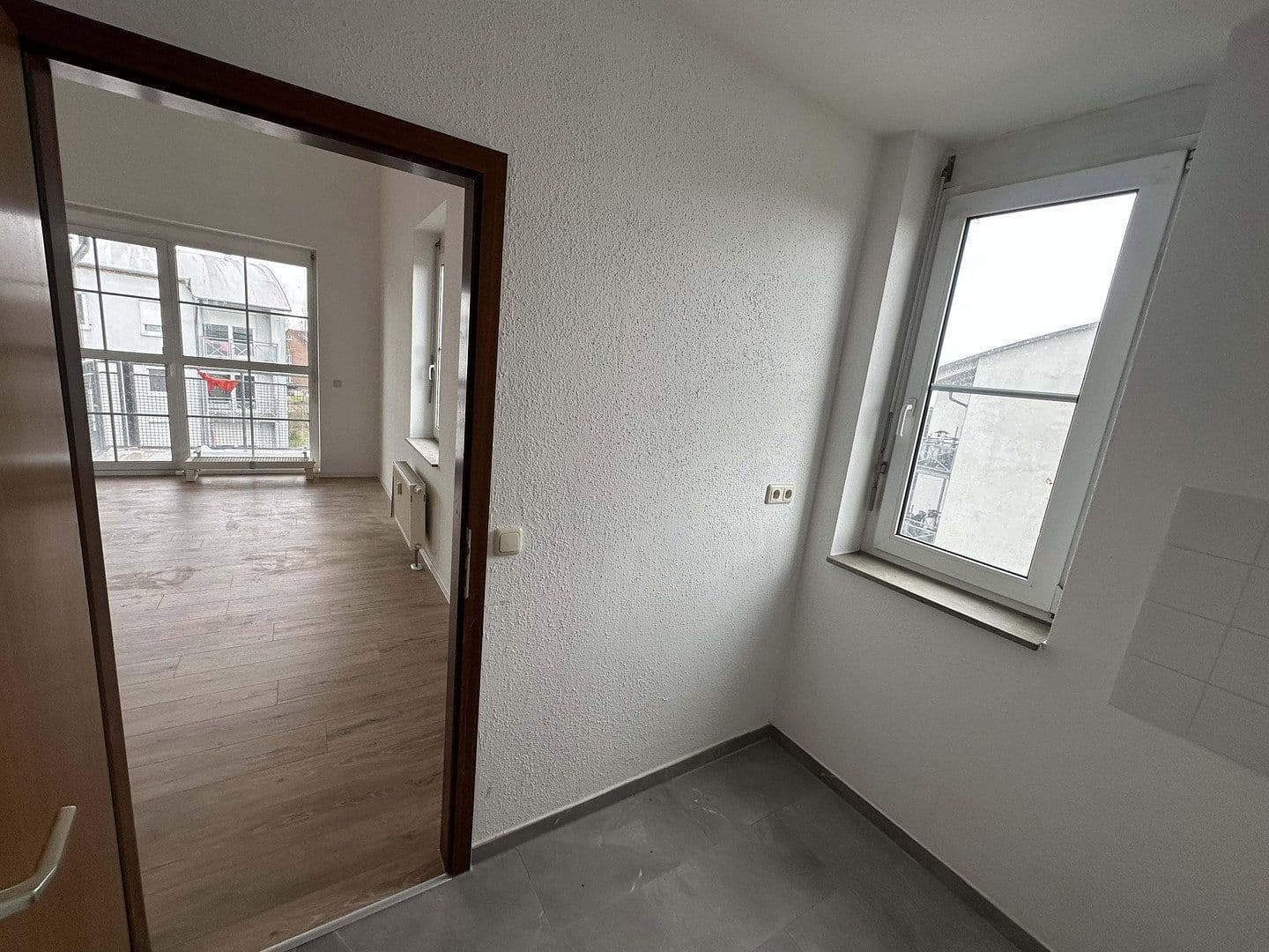Prenájom bytu 3-izbový 72 m², Am Rebstock 12, Kabelsketal, Sasko-Anhaltsko Prenájom bytu 3-izbový 72 m², Am Rebstock 12, Kabelsketal, Sasko-Anhaltsko