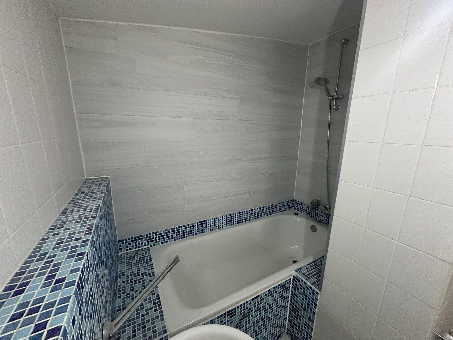 Prenájom bytu 3-izbový 72 m², Am Rebstock 12, Kabelsketal, Sasko-Anhaltsko Prenájom bytu 3-izbový 72 m², Am Rebstock 12, Kabelsketal, Sasko-Anhaltsko